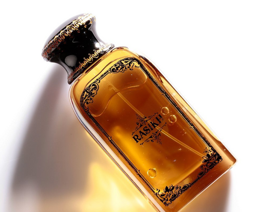 Formal Occasion Perfume in the UAE: Standards for Choosing Elegant Scents Suitable for Formal Wear