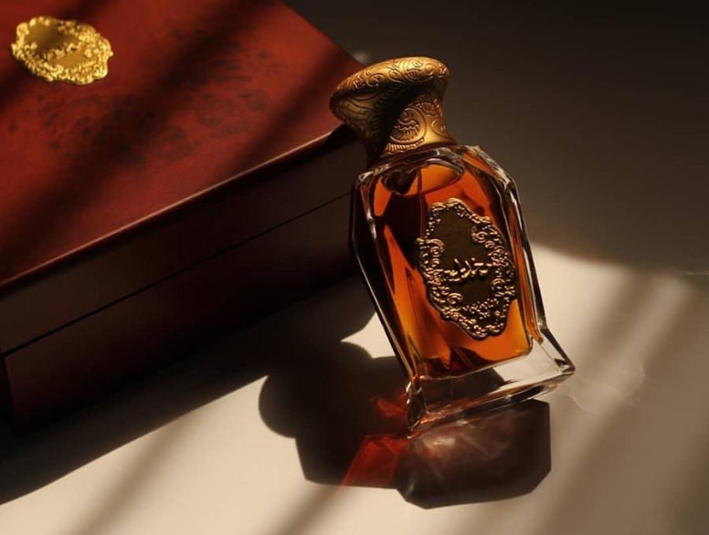 Best Men’s and Women’s Perfumes in the UAE: A Blend of Modernity and Tradition